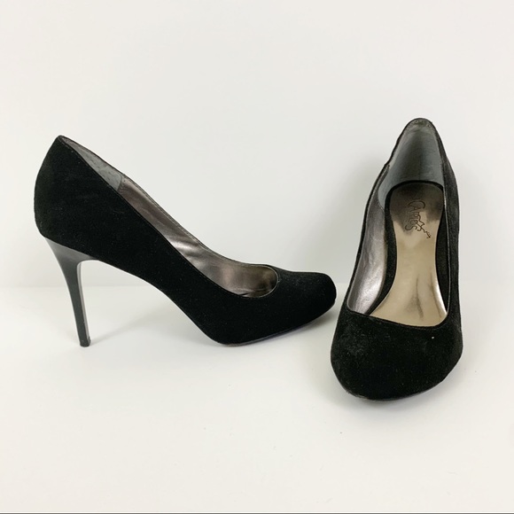 Carlos Santana Shoes - CARLOS Black Velvet Feel Pumps 6.5